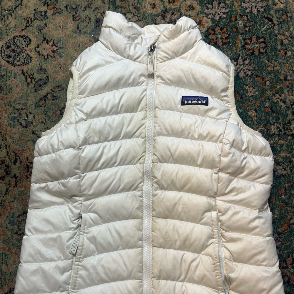 Patagonia Ivory Down Vest